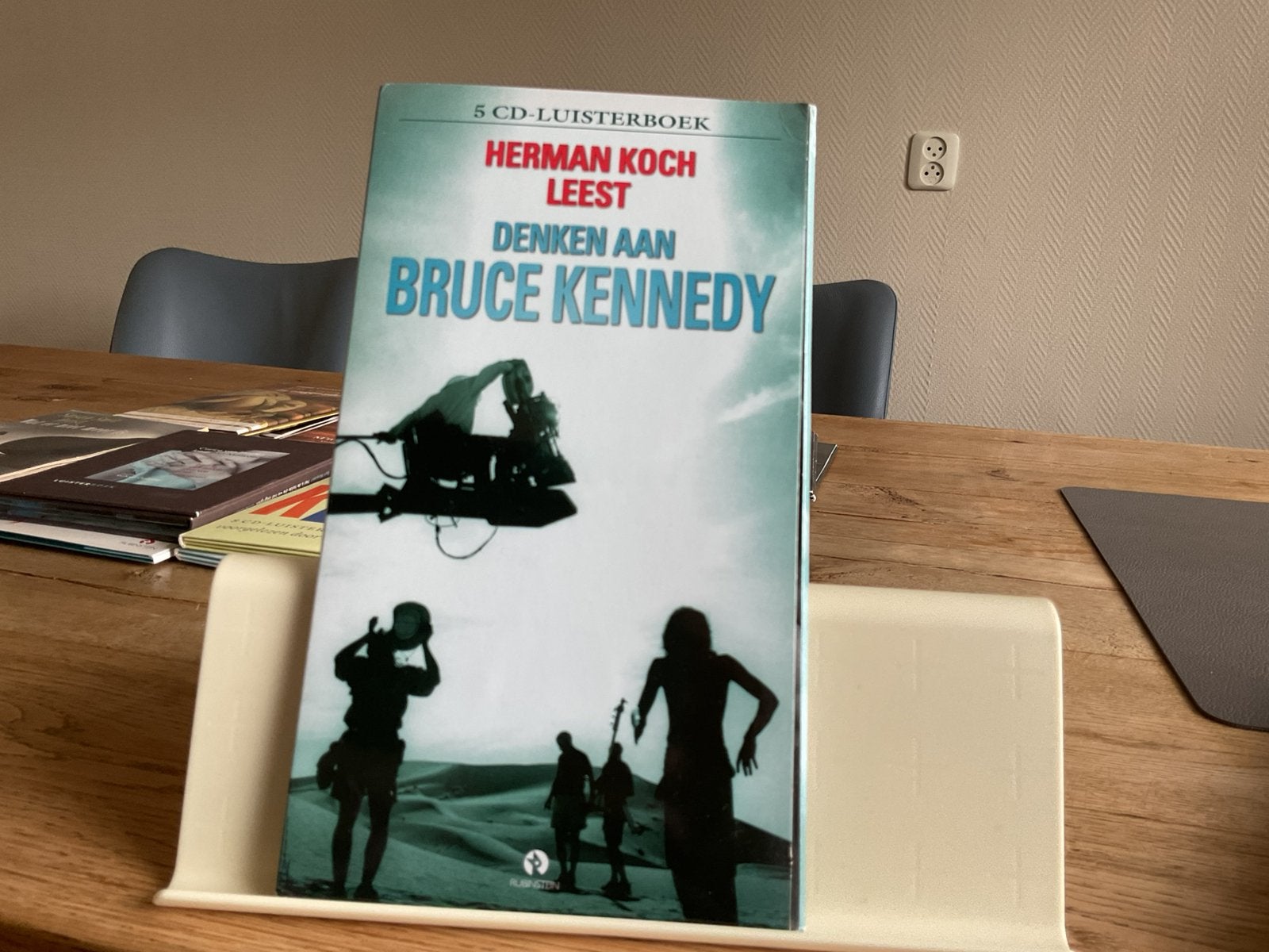 Herman Koch - Denken aan Bruce Kennedy 5 CD'S, Ophalen of Verzenden, Herman Koch