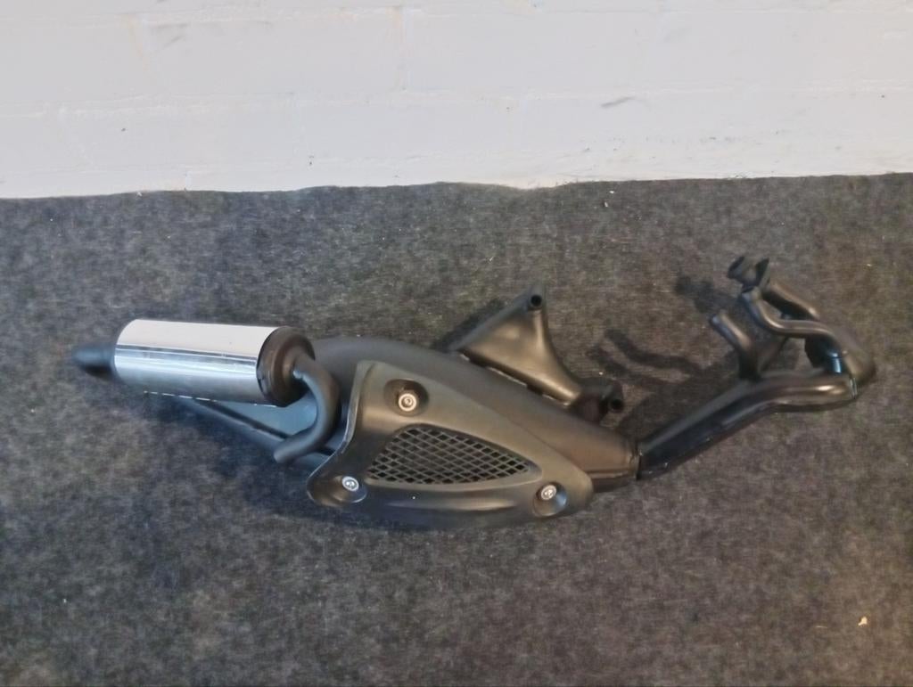 Originele Piaggio Uitlaat Gilera Runner SP Pro en Aprilia SR, Fietsen en Brommers, Brommeronderdelen | Scooters, Ophalen of Verzenden