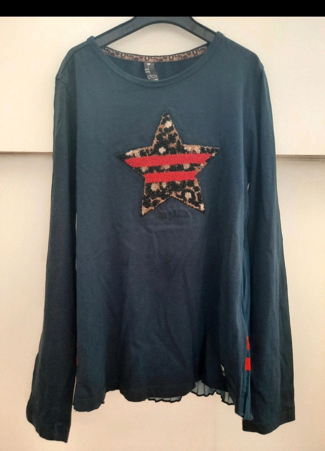 Jill Longsleeve mt 122/128 met ster en plooien, Gebruikt, Meisje, Ophalen of Verzenden, Shirt of Longsleeve