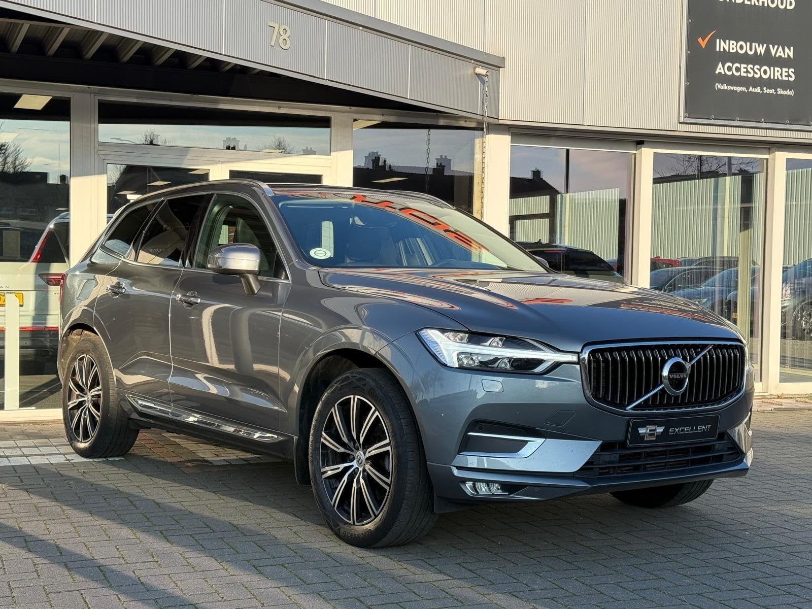 Volvo XC60 2.0 T5 Inscription | ACC | Trekhaak, Auto's, Volvo, Dealer onderhouden, Gebruikt, Zwart, 4 cilinders