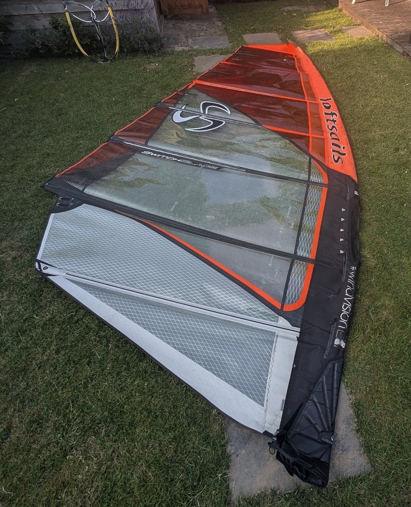 Loftsails Switchblade 8.5 2020, Watersport en Boten, Windsurfen, Gebruikt, Zeil, Loftsails, Met draagtas, 8 m² of meer, Ophalen