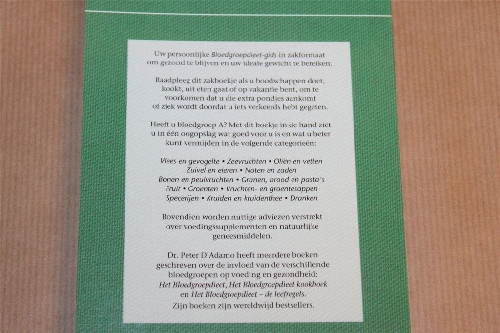 Bloedgroep A Zakboekje — Voeding & Lijsten — D’Adamo 2009, Ophalen of Verzenden, Zo goed als nieuw
