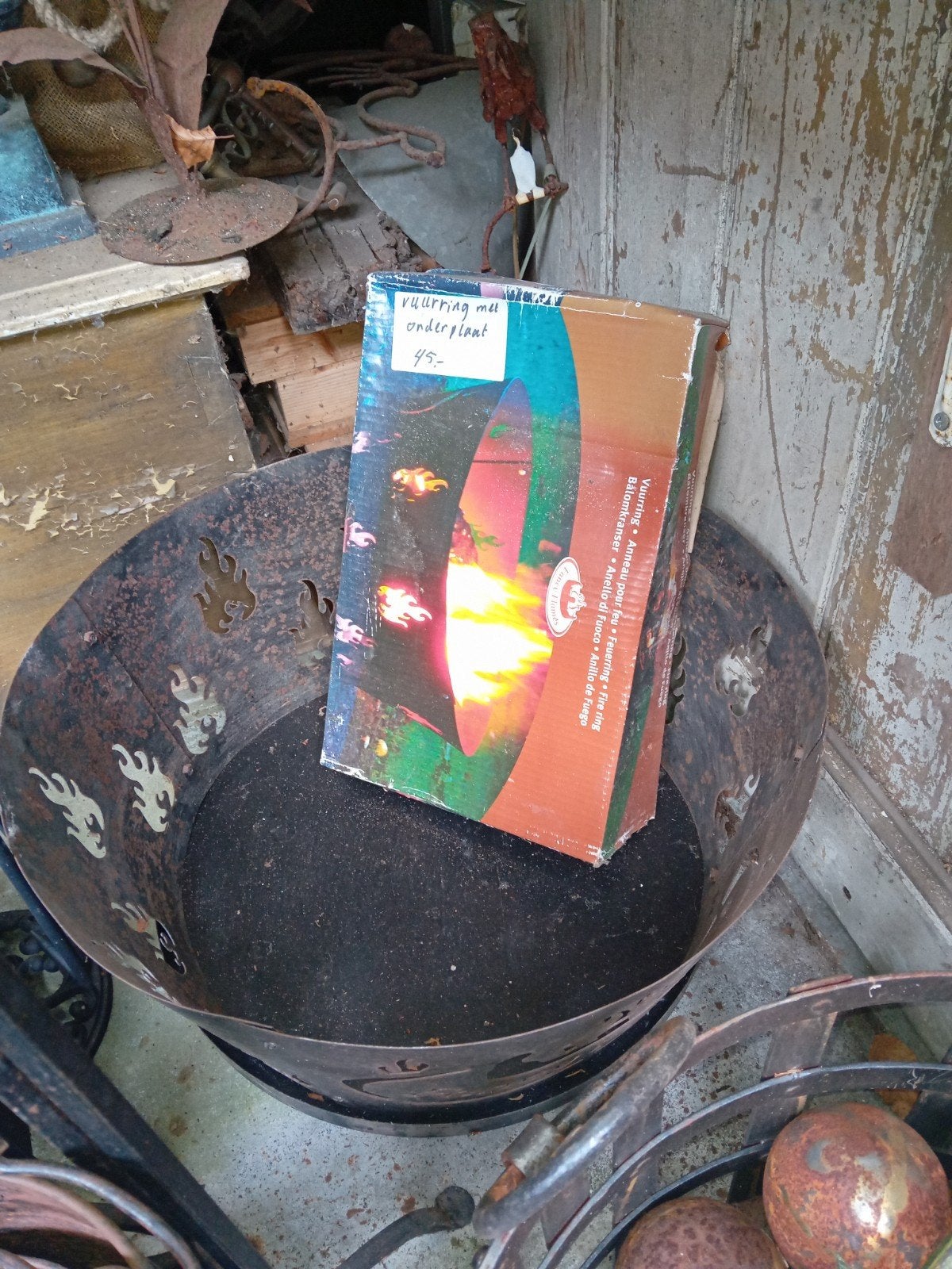 Vuurkorf vuurschaal met driepoot en grillrooster, Ophalen, Gebruikt