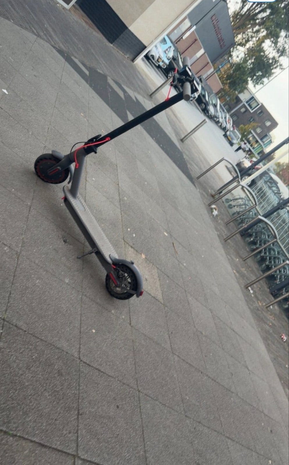 Elektrische step - Zo goed als nieuw, 31 km/u, Fietsen en Brommers, Ophalen of Verzenden, Zo goed als nieuw, Elektrische step (E-scooter)