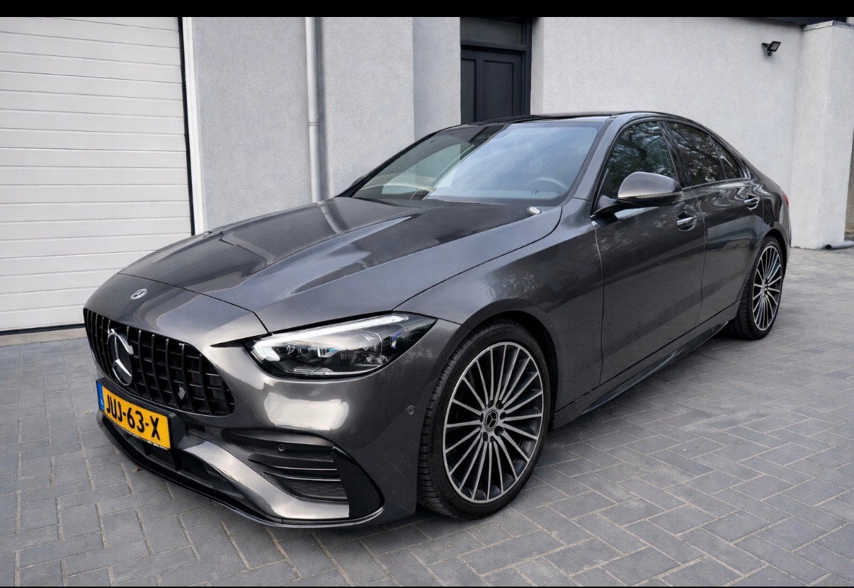 Mercedes-Benz C180  AMG   2023  Camera  Zeer mooi, 1800 kg, 4 cilinders, Dealer onderhouden, 170 pk