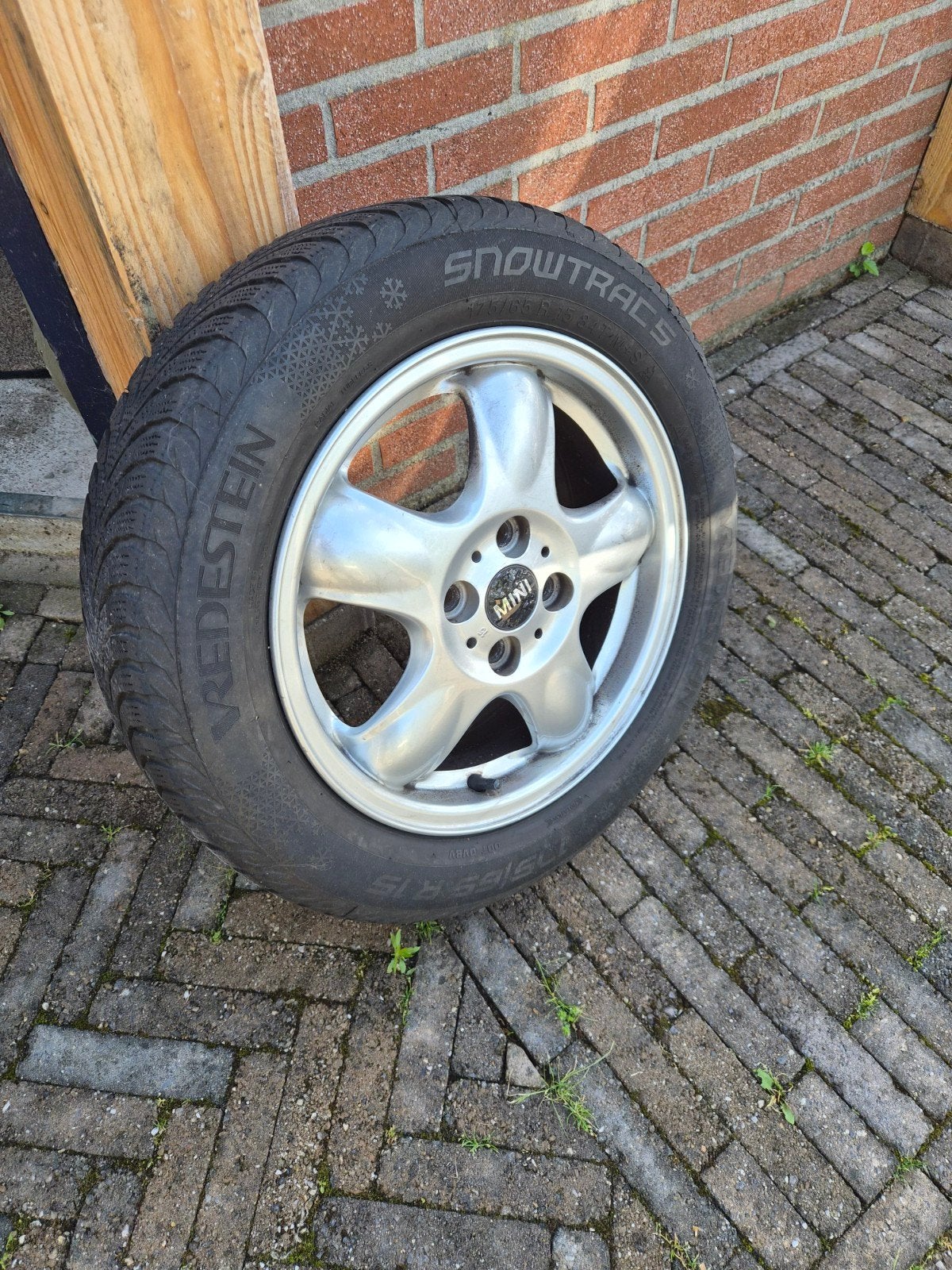 15 inch Mini Velgen met Vredestein Snowtrac Winterbanden, Ophalen, Gebruikt, 15 inch, 175 mm
