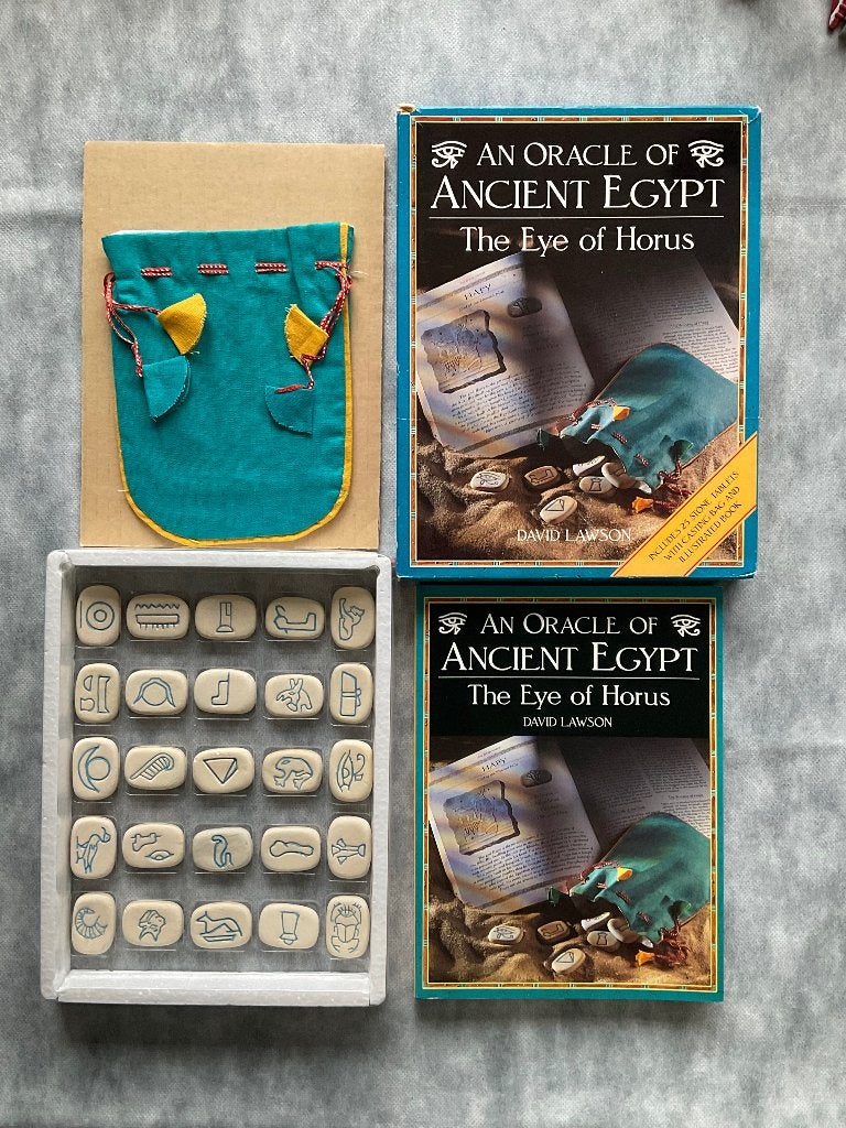 Eye of Horus - An Oracle of Ancient Egypt David Lawson, Ophalen, 14e eeuw of eerder, Zo goed als nieuw, David Lawson