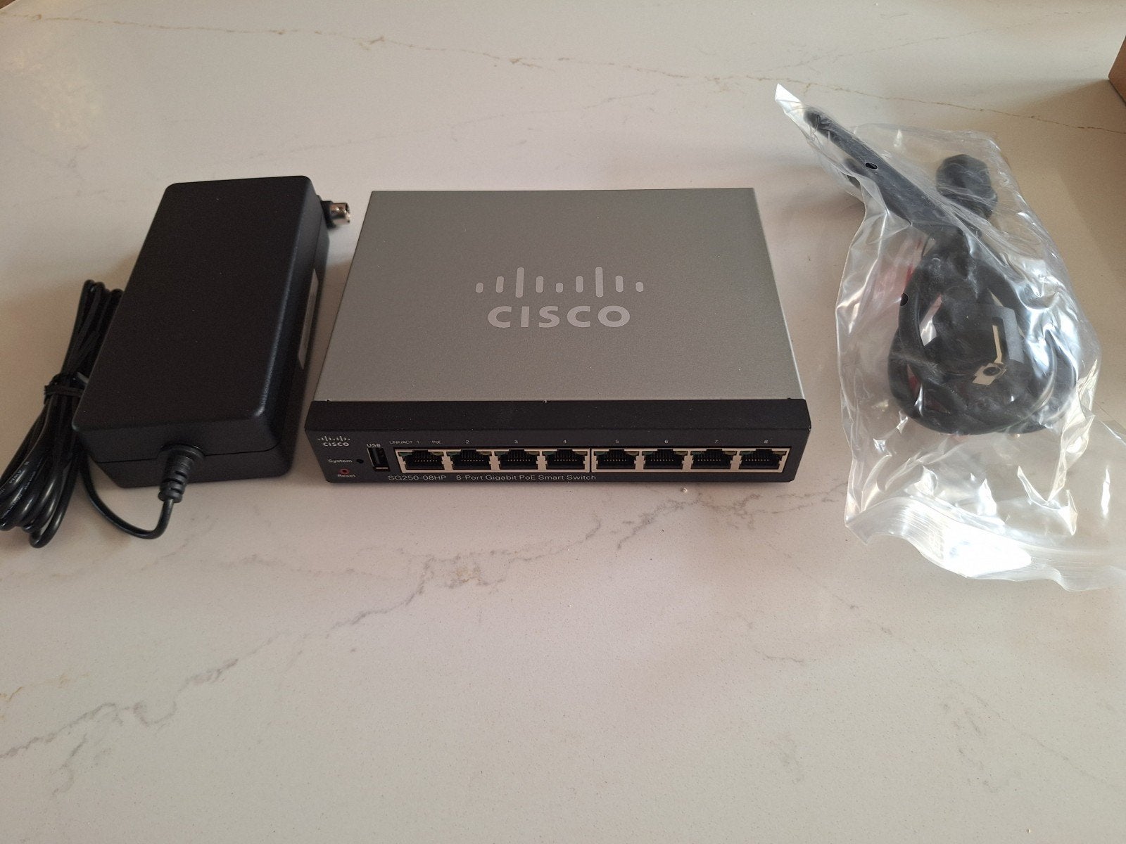 Cisco SG250-08HP (6 stuks) NIEUW IN DE DOOS, Computers en Software, Netwerk switches, Ophalen of Verzenden, Nieuw