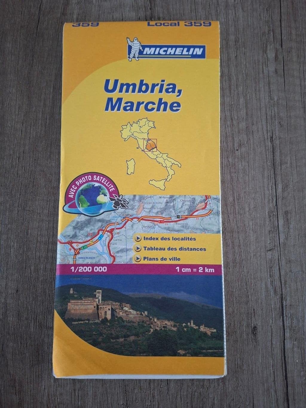 Michelin wegenkaart van Italië,  Umbria nr 359, Gelezen, Ophalen of Verzenden, Landkaart, 2000 tot heden