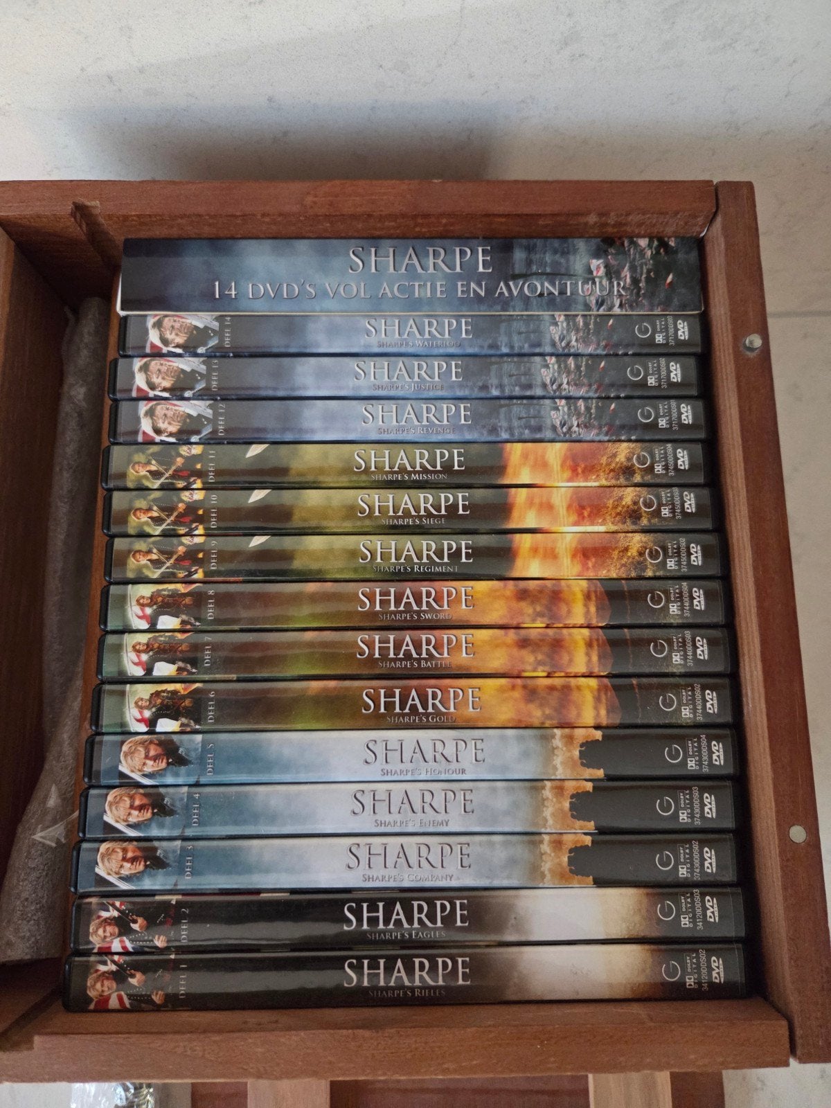 Sharpe - Complete serie 1 tm 14 in houten kist, Alle leeftijden, Ophalen of Verzenden, Zo goed als nieuw, Drama