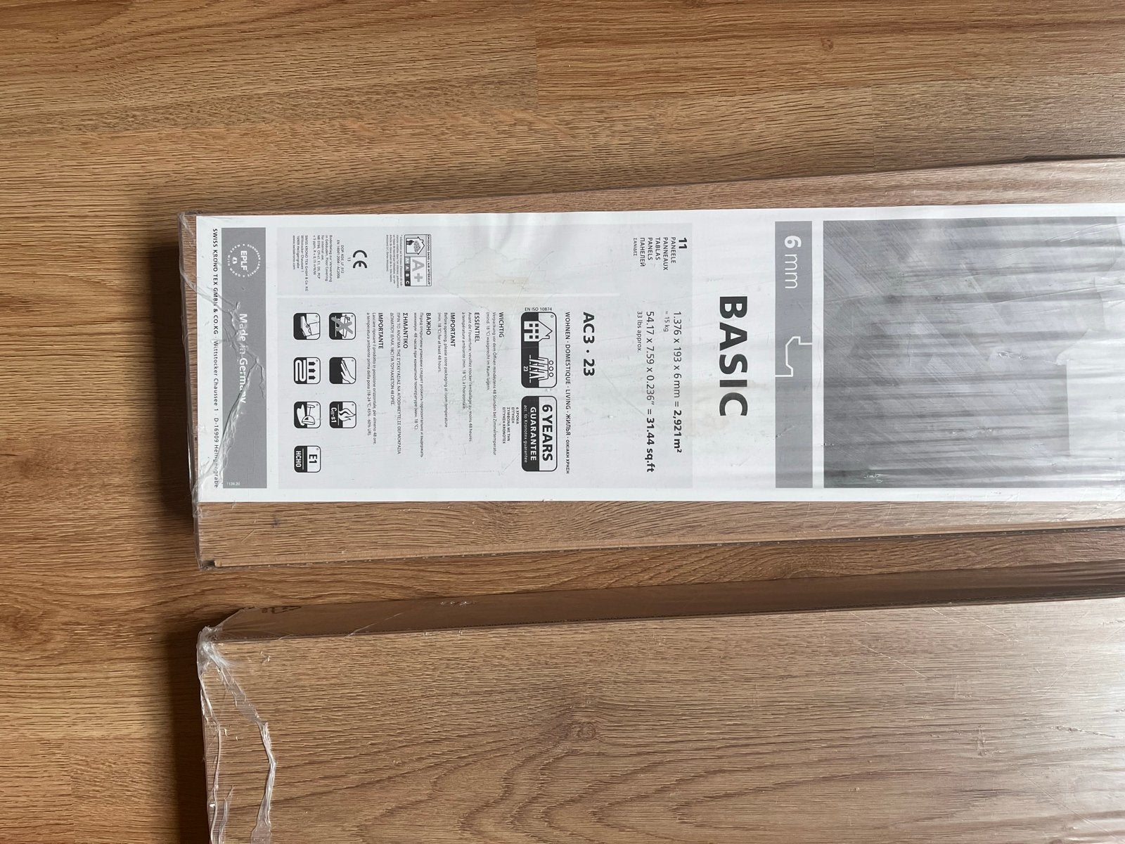 Nieuw laminaat (6m2) inclusief plinten - Ophalen Rotterdam/U, Nieuw, Hout, Laminaat, 5 tot 10 m²