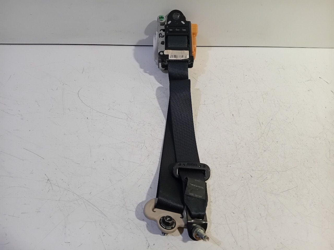 Veiligheidsgordel rechts voor Nissan Note, Onderdelen@venauto.nl, Van der Ven Autorecycling B.V., Gebruikt, Ettenseweg 76, 4706 PB Roosendaal, The Netherlands