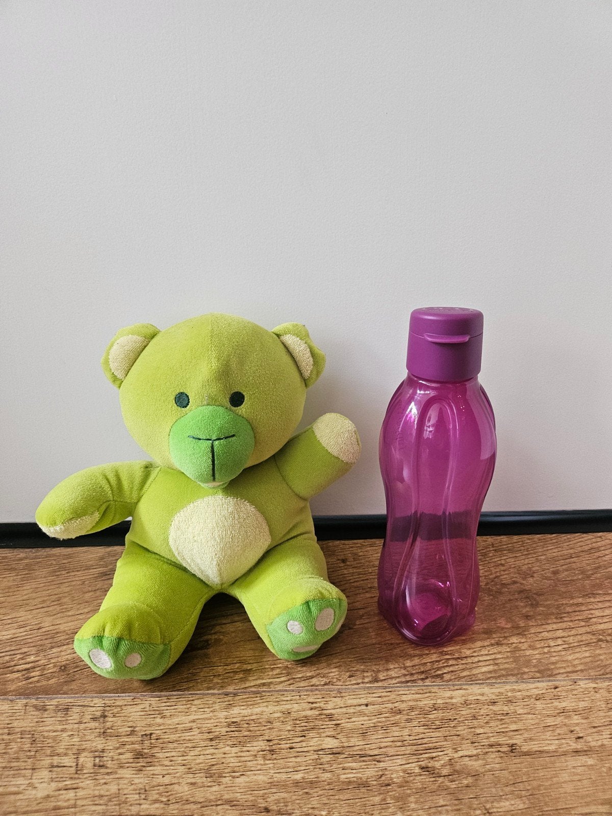 4* Tupperware nieuwe paarse fles 500 ml sportdop, Beker of Kan, Nieuw, Ophalen of Verzenden, Lekvrij