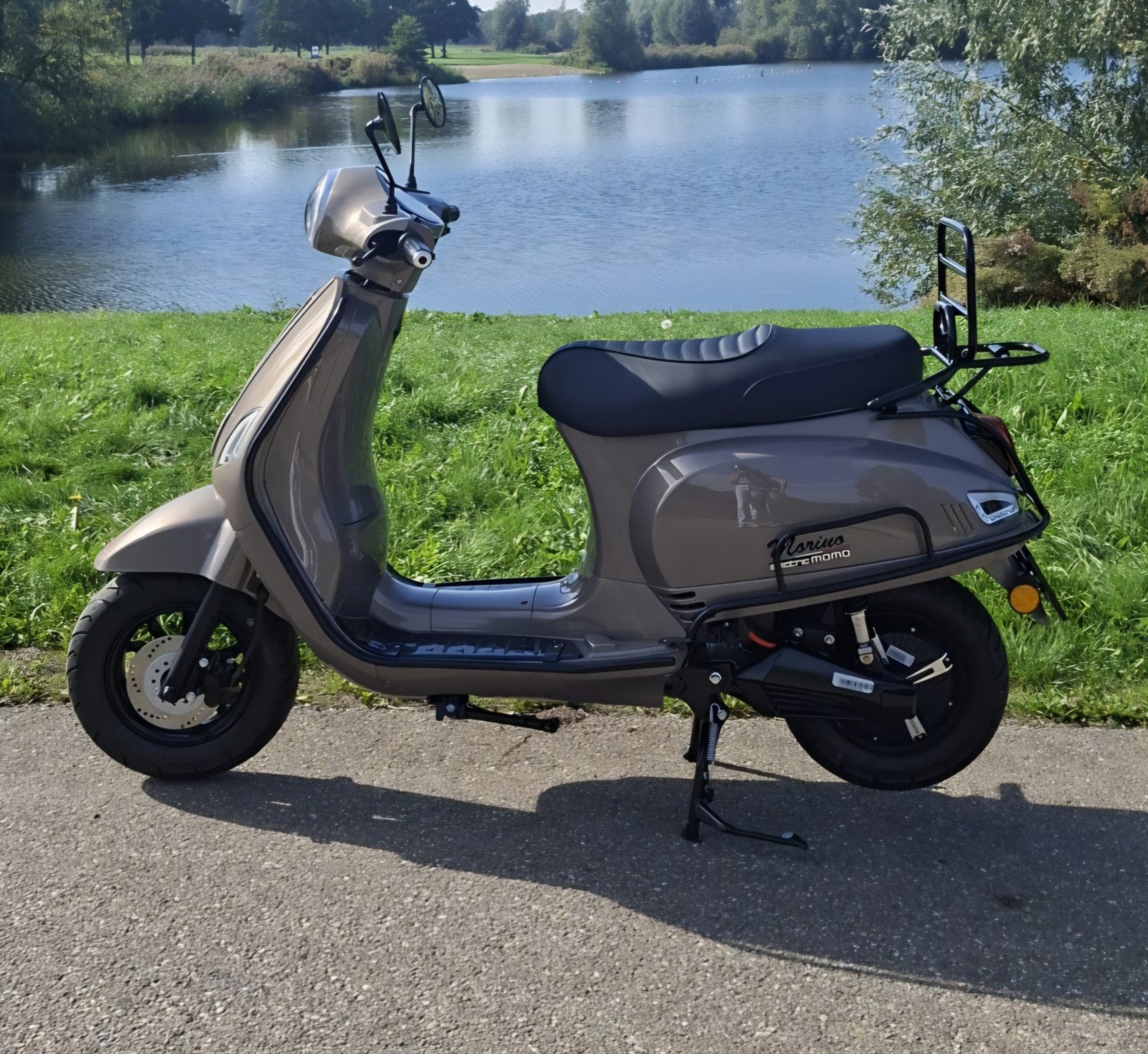 E-Morino Momo elektrische scooter te koop, Ophalen, Zo goed als nieuw, Elektrisch