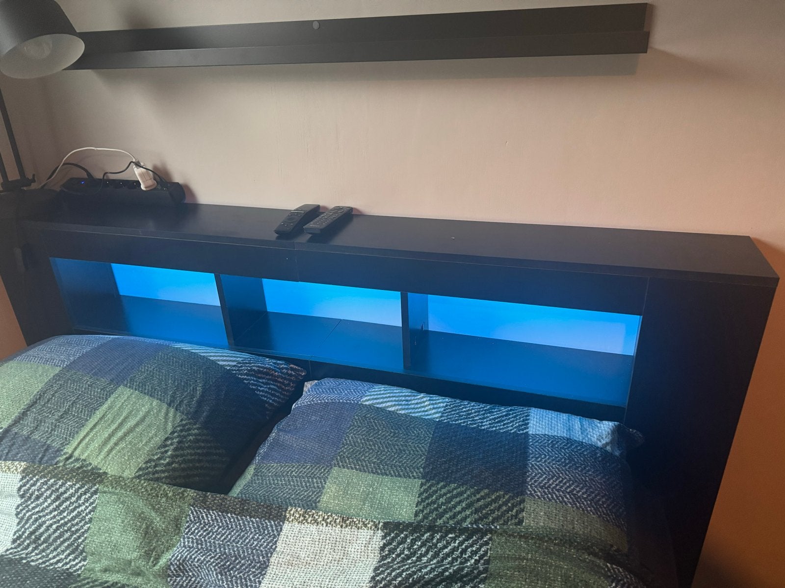 Nieuw in verpakking: Hoofdeinde met LED 160x18,5x103,5 cm, Huis en Inrichting, Slaapkamer | Bedden, Ophalen, Zwart, 160 cm, Overige maten