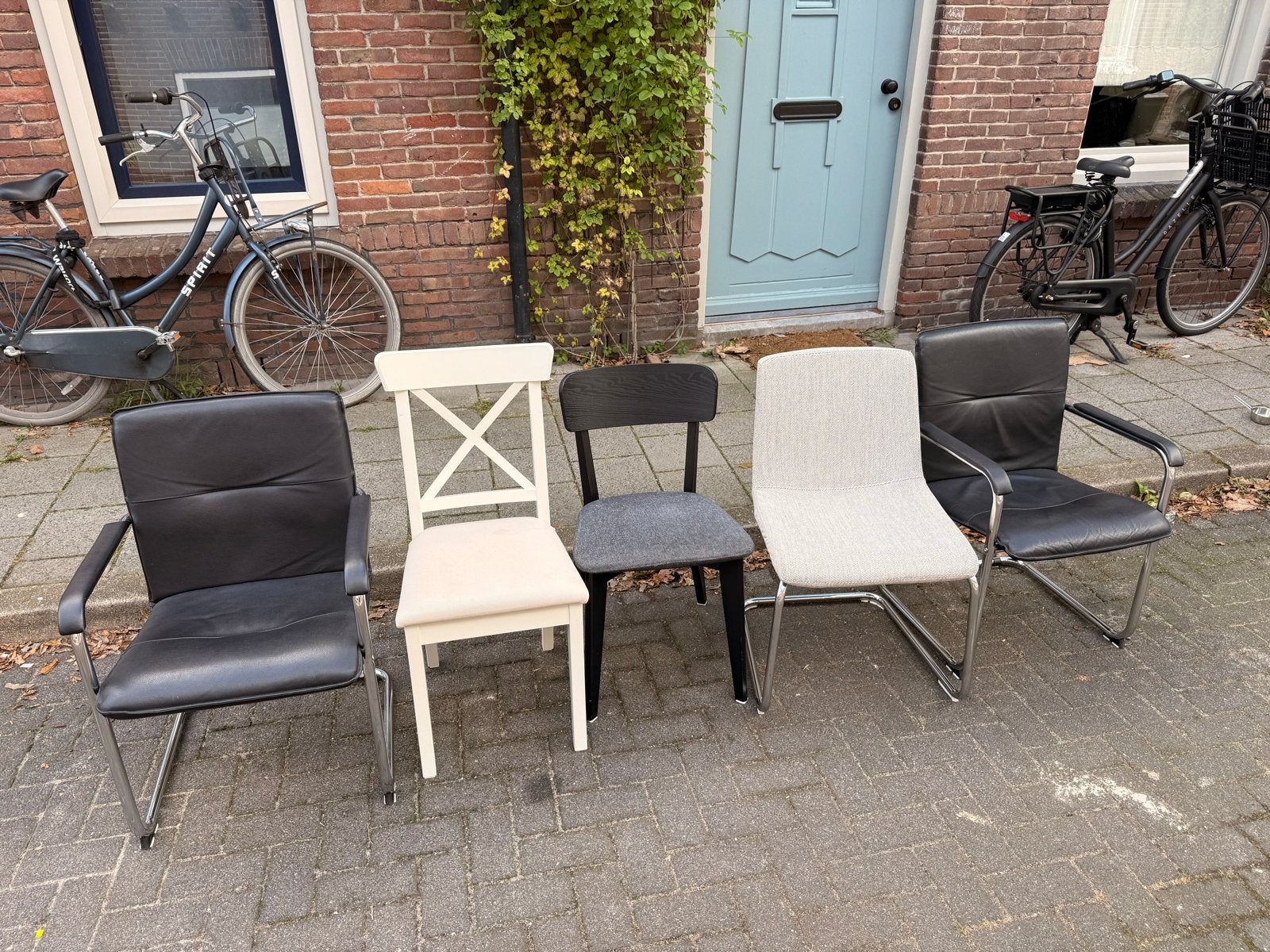 5 eetkamerstoelen gratis af te halen, Huis en Inrichting, Stoelen, Ophalen, Gebruikt, Overige kleuren, Vijf, Zes of meer stoelen