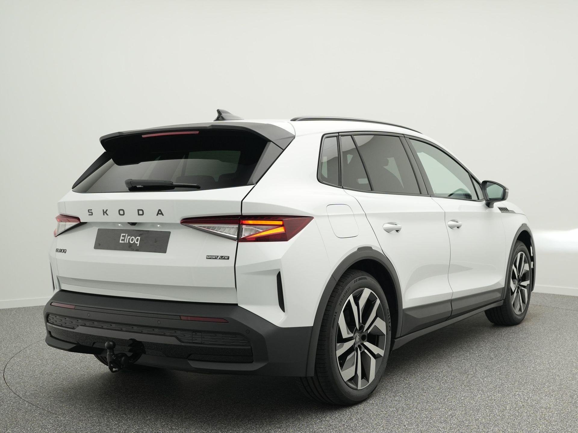 Skoda Elroq 85 Sportline | Trekhaak | Stoel -& stuurverwarmi, Automaat, 1878 kg, 286 pk, Nieuw