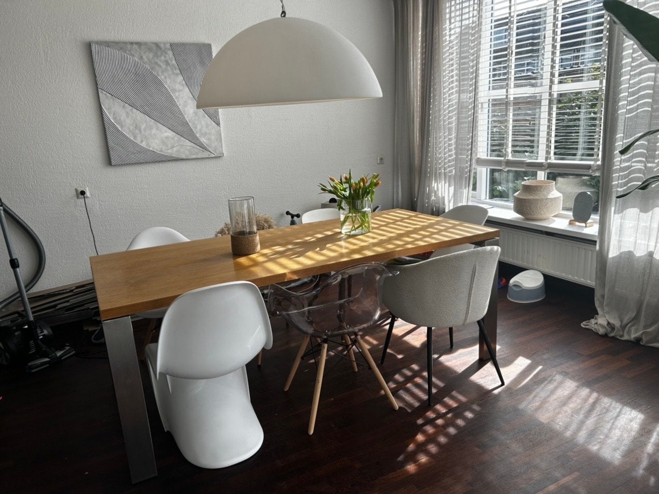 Eikenhouten eettafel met RVS onderstel design, Huis en Inrichting, Ophalen, Gebruikt, Eikenhout, 50 tot 100 cm