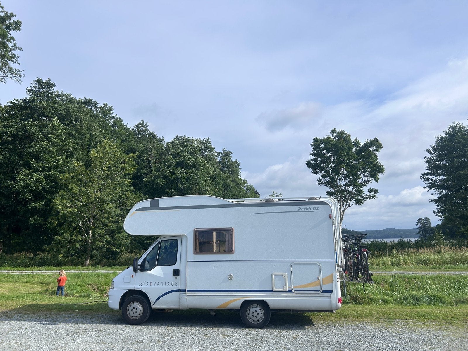 (Gezins)Camper, Off-grid, ready to go, stapelbed, airco