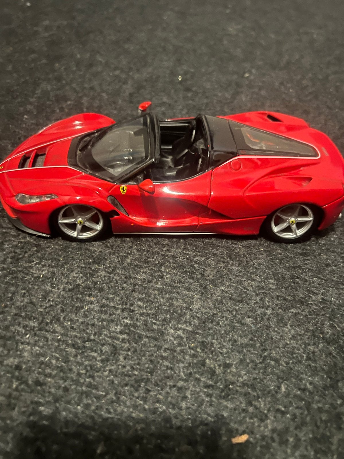 Ferrari LaFerrari Aperta schaalmodel - Rood, Ophalen of Verzenden, Zo goed als nieuw, Overige typen