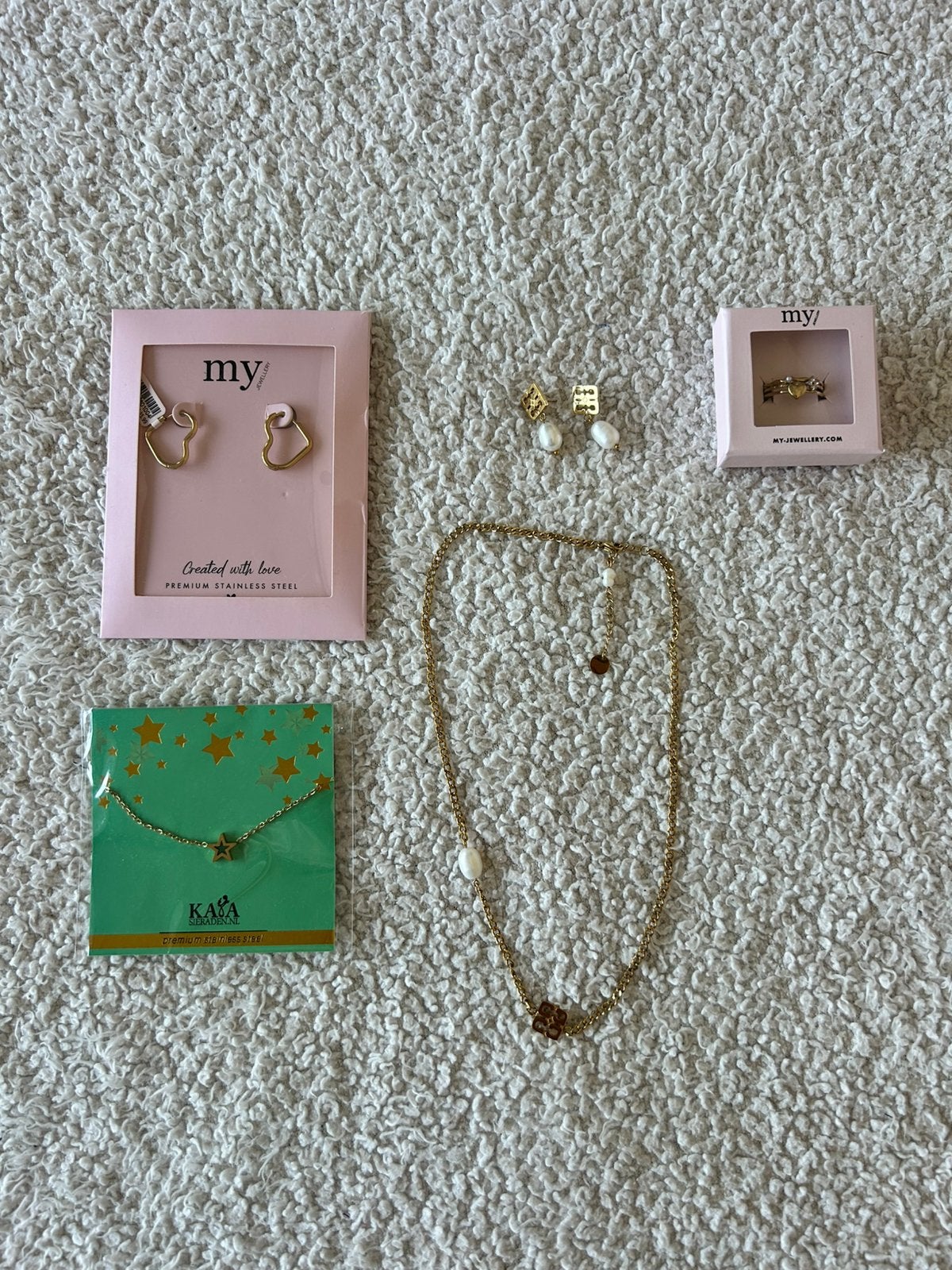Goudkleurige sieraden van My Jewellery en Costes, Sieraden, Tassen en Uiterlijk, Hangers, Nieuw, Ophalen of Verzenden, Goud