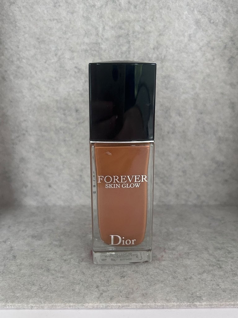 Dior Forever Skin Glow Foundation 6N, Gehele gezicht, Beige, Ophalen of Verzenden, Zo goed als nieuw