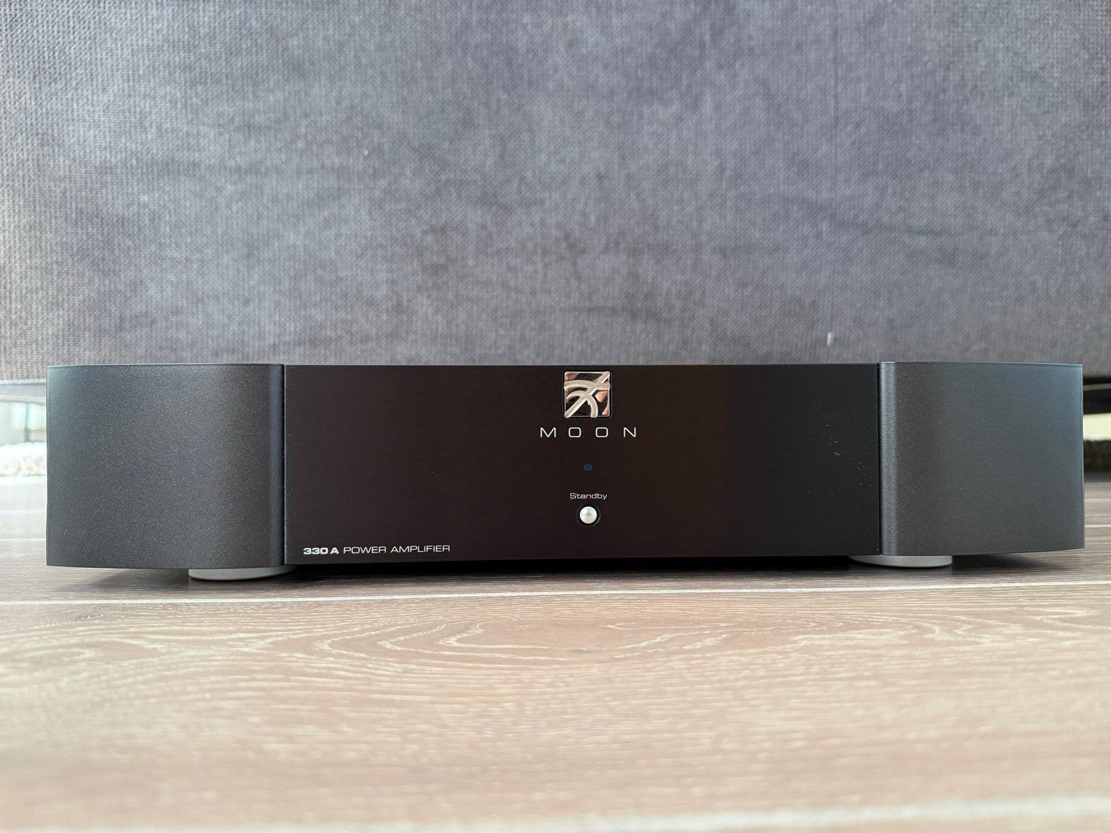 Moon 330A Power Amp in perfecte staat