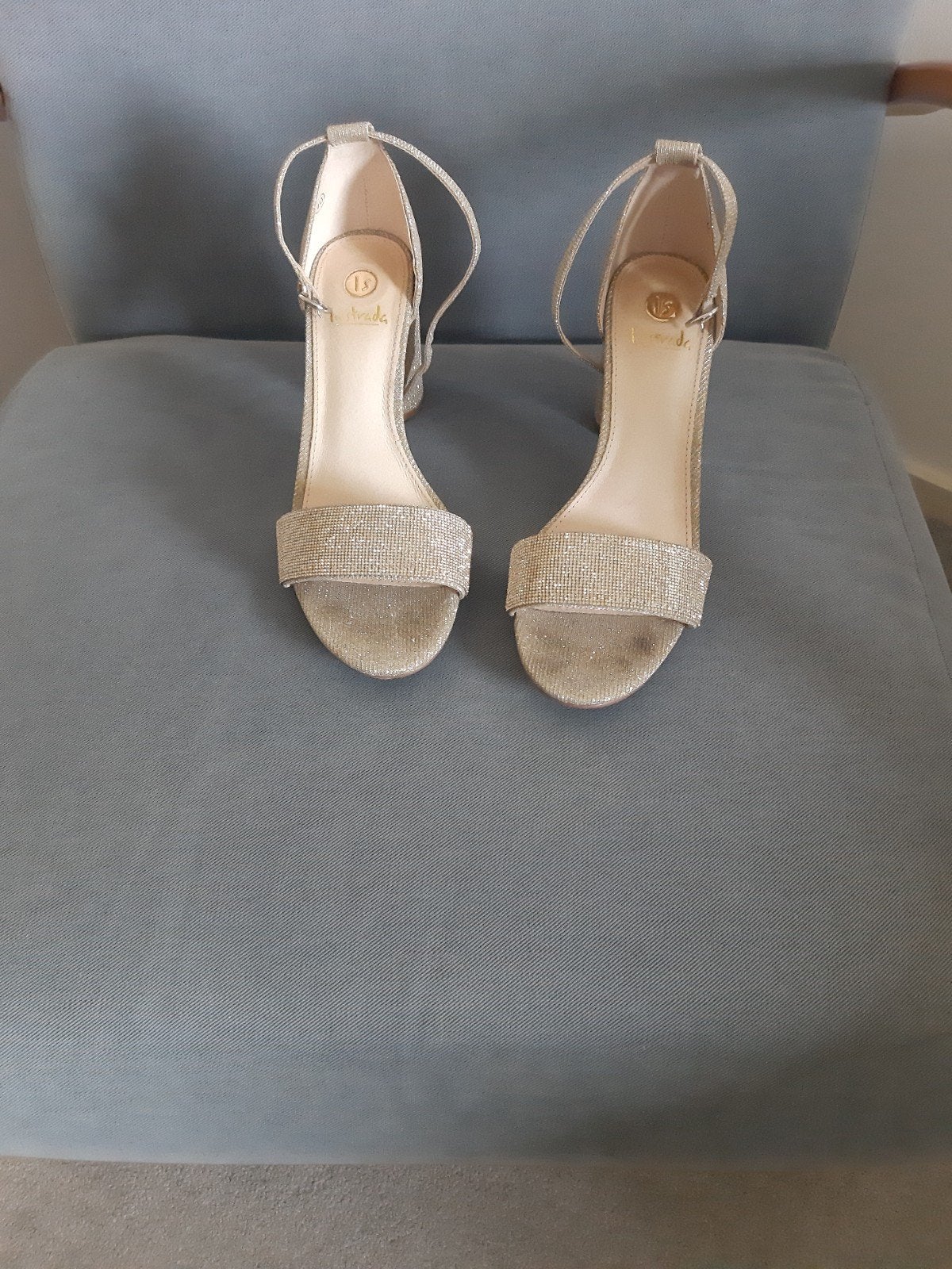 superfeestelijke la strada schoenen met hoge hak, Kleding | Dames, Schoenen, Ophalen of Verzenden, Zo goed als nieuw, Schoenen met hoge hakken