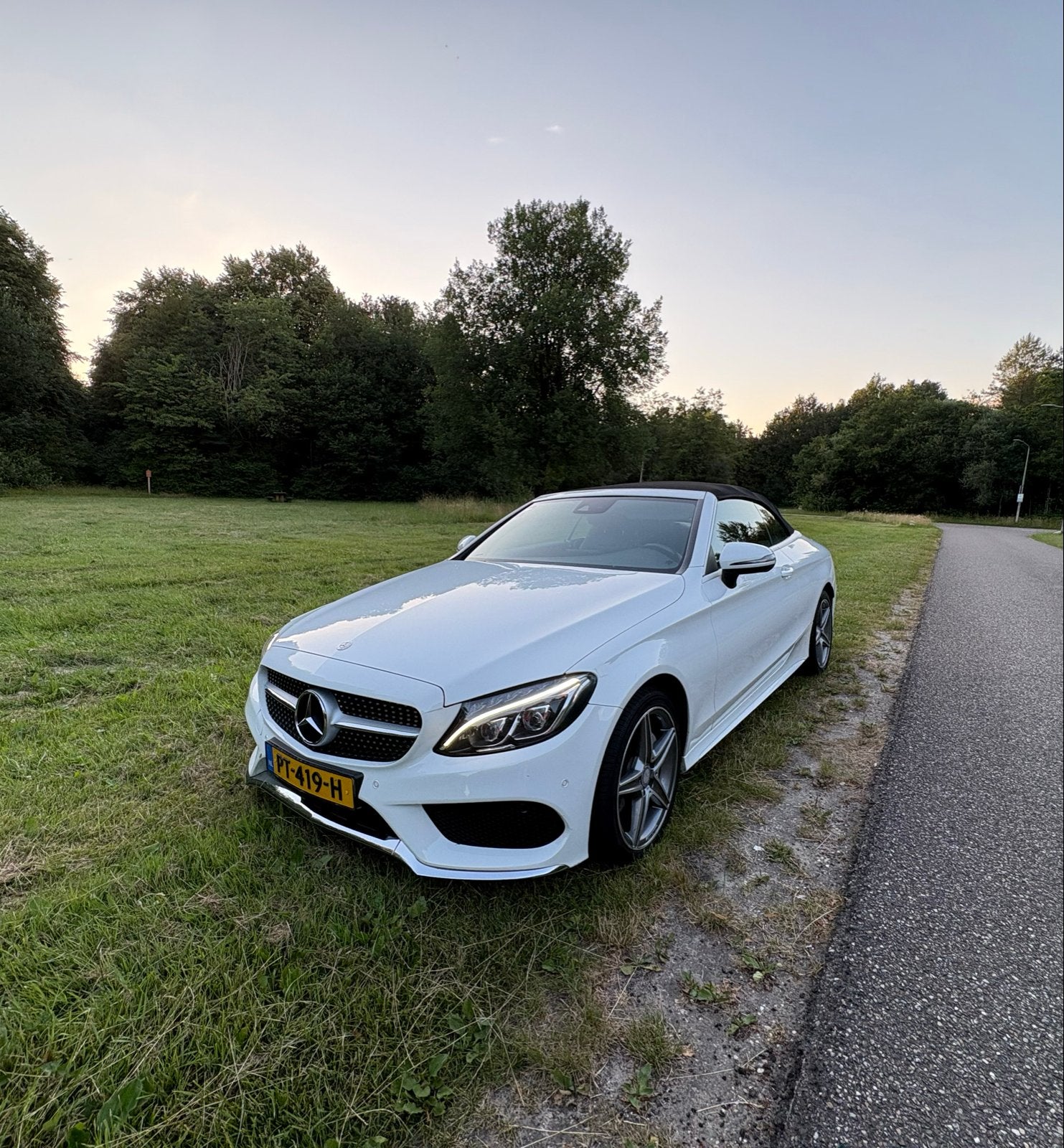 Mercedes-Benz C-Klasse 2.0 C200 Cabrio AUT 2017 Wit, Auto's, 1800 kg, 4 cilinders, Cabriolet, 4 stoelen
