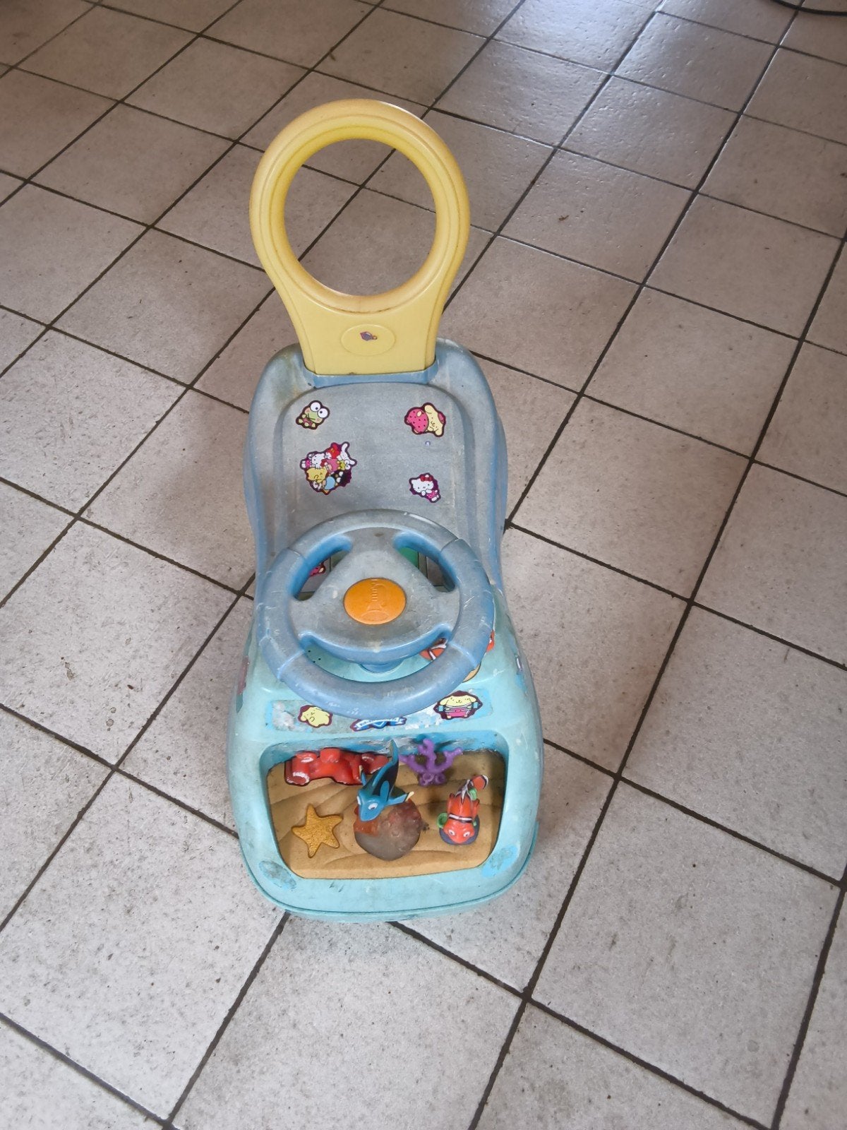 Loopauto voor kinderen met duwstang en geluidjes, Ophalen, Gebruikt, Loopvoertuig