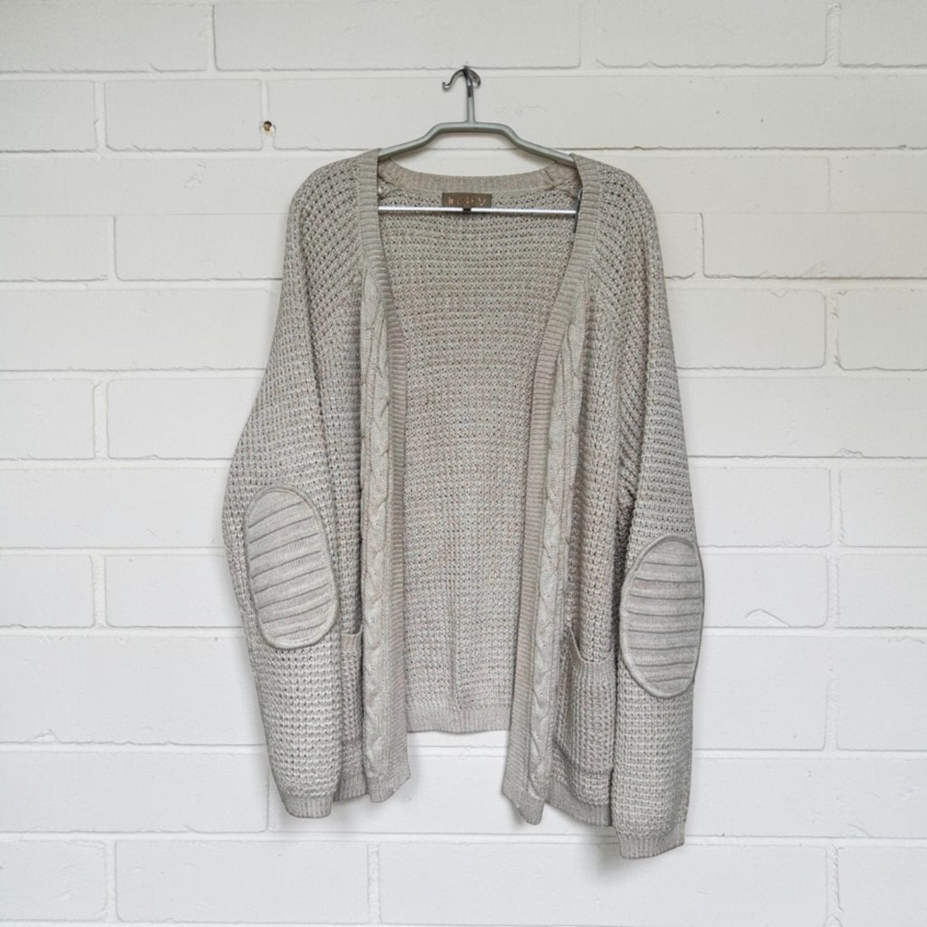Josh V Vest Maat M Crème Beige Gebreid Kabel Open Indy, Kleding | Dames, Maat 38/40 (M), Jv, Verzenden, Beige