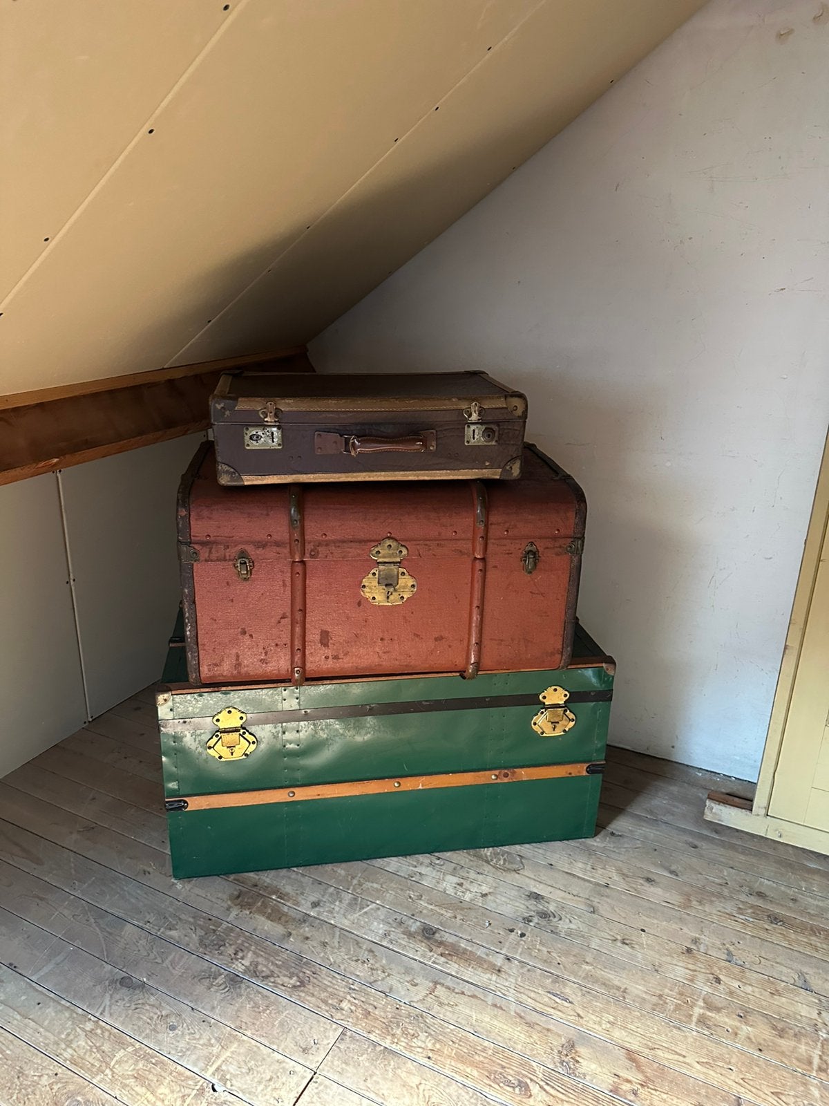 3 vintage reiskoffers / hutkoffers – oude koffers, Ophalen, Gebruikt, Overige materialen