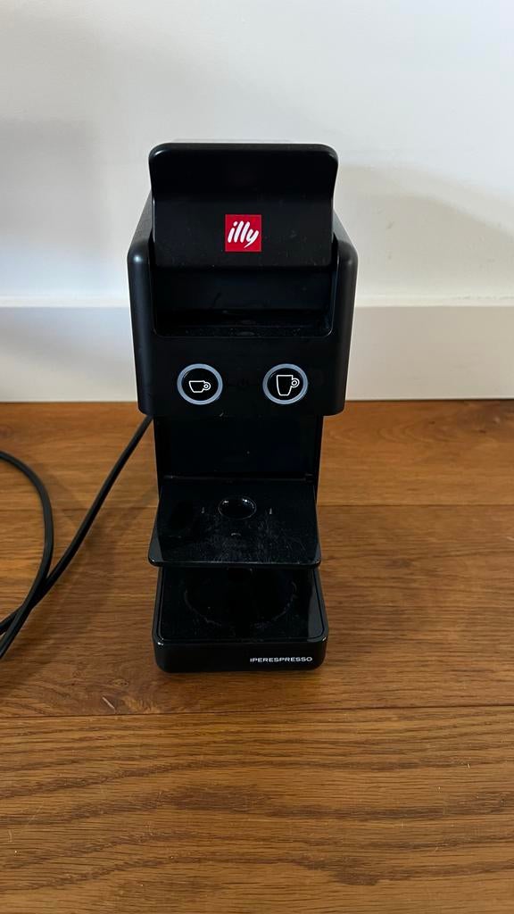 Illy Iperespresso koffiezetapparaat, Gebruikt, Espresso apparaat, Ophalen of Verzenden, 1 kopje