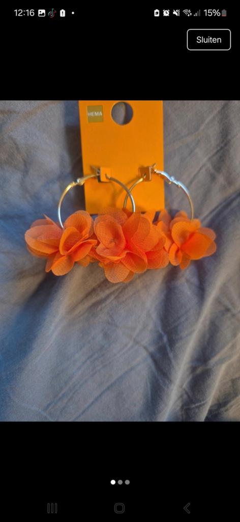 Hema Oorbellen met Oranje Bloemen, Ophalen of Verzenden