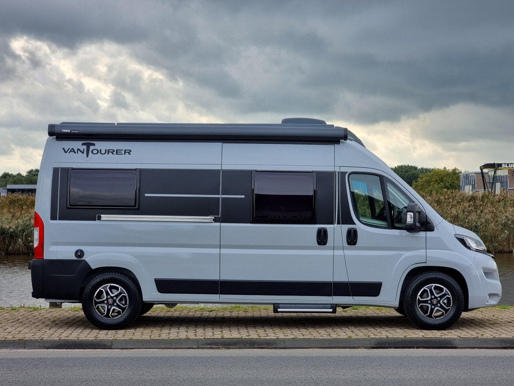 VANTourer 600 D met slaapdak, Automaat, Ringverwarming, Fiat, Bedrijf