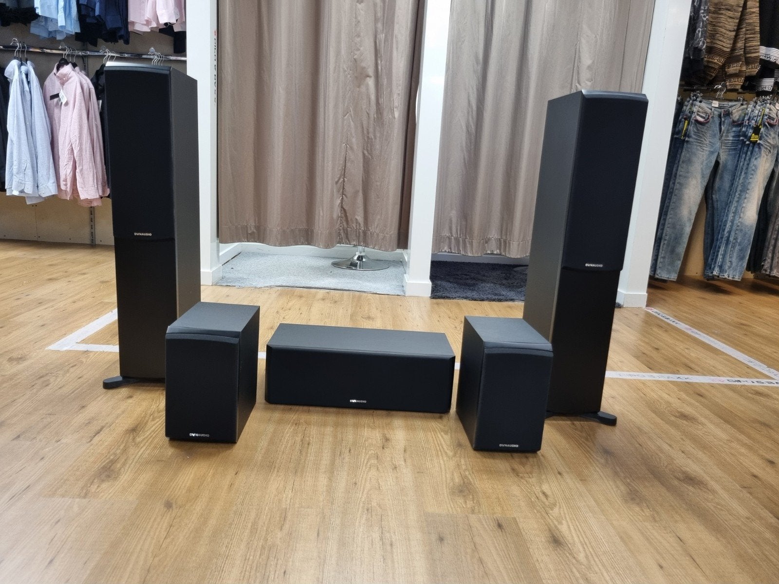 Complete Dynaudio Hoogwaardige Set Nieuwprijs €2182,50!, Audio, Tv en Foto, Luidsprekers, Zo goed als nieuw, Front, Rear of Stereo speakers