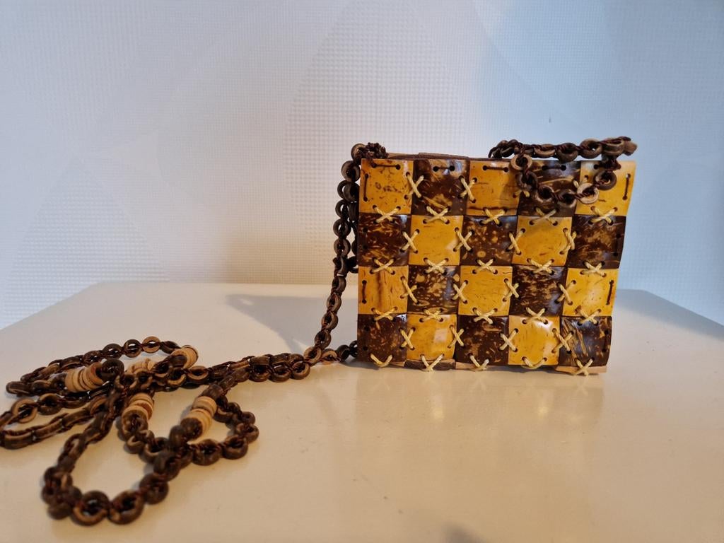 Clutch Tasje Kokosnoot Okergeel Bruin
bohemian festival, Ophalen of Verzenden, Nieuw, Bruin, Overige materialen