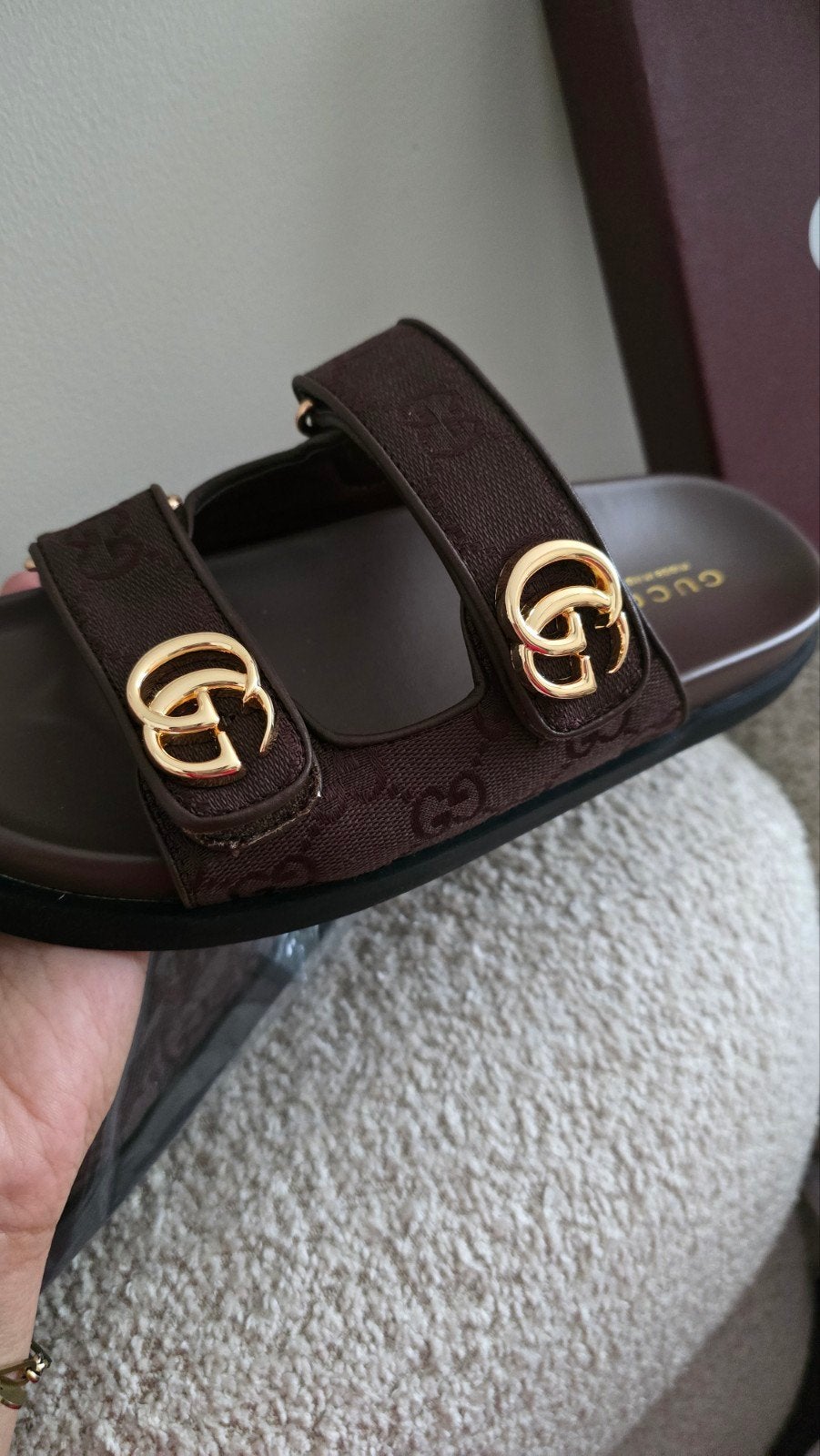 Gucci slippers Gucci sandalen maat 38, Kinderen en Baby's, Babykleding | Schoentjes en Sokjes, Ophalen of Verzenden, Nieuw, Meisje