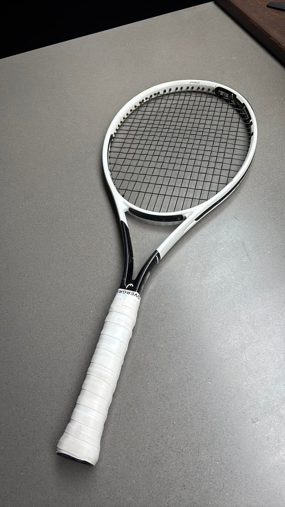 HEAD SPEED PRO graphene 360, Sport en Fitness, Tennis, Ophalen of Verzenden, Zo goed als nieuw, Head, Racket