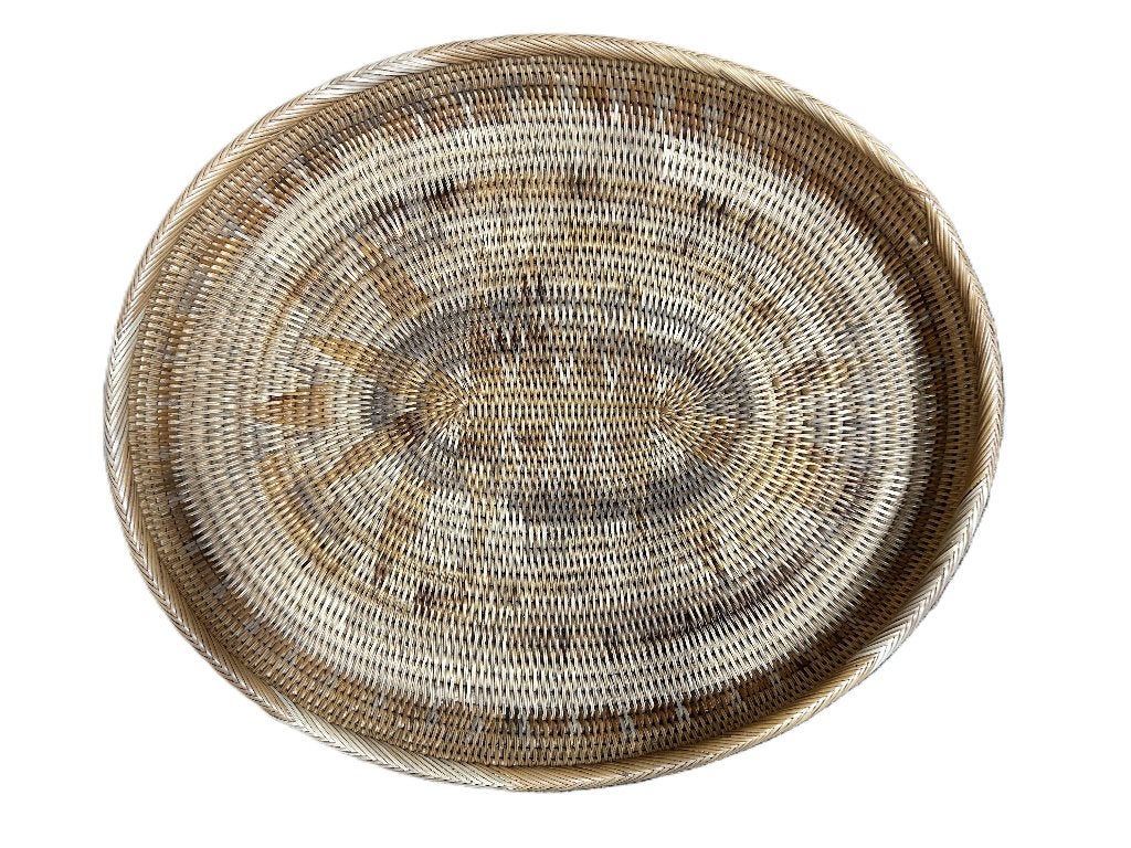 Rieten schaal/dienblad/mand - opbrengst goed doel (Papua), Huis en Inrichting, Woonaccessoires | Schalen en Manden, Gebruikt, Schaal