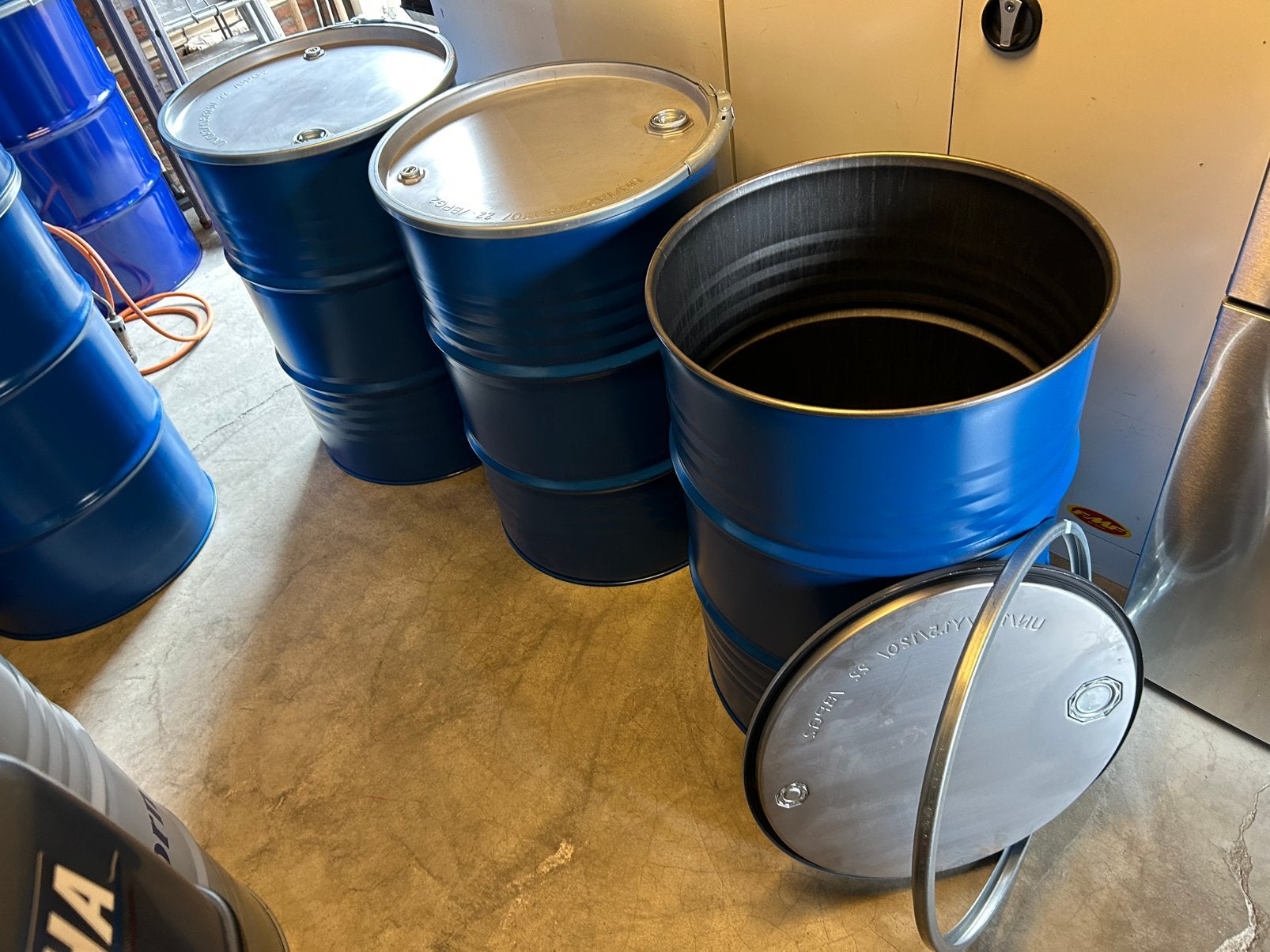 200 liter olievat los deksel stookvat snoeiafval opslag vat, Ophalen, Zo goed als nieuw, Vuurton