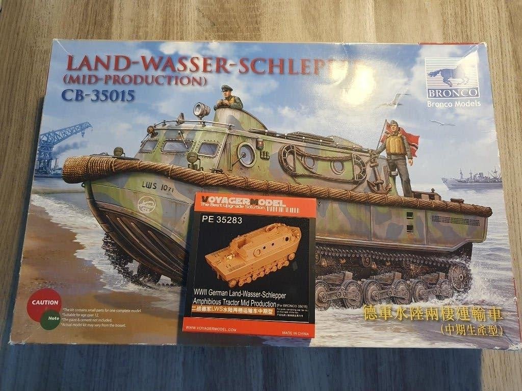 Land-Wasser-Schlepper (Mid) Bronco | No. CB35015 | 1:35, Hobby en Vrije tijd, Modelbouw | Auto's en Voertuigen, Overige merken