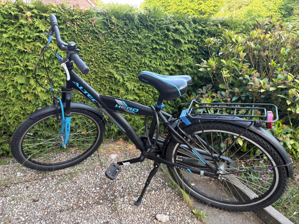 Fits voor kinderen 8 -9 of 10 jaar, Ophalen of Verzenden, Zo goed als nieuw, 20 inch