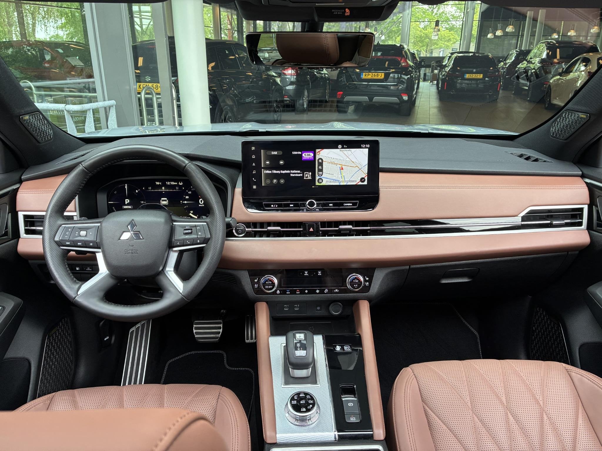 Mitsubishi Outlander 2.4 PHEV Instyle+ | Leder | Panoramadak, Auto's, Automaat, 2095 kg, Euro 6, 4 cilinders