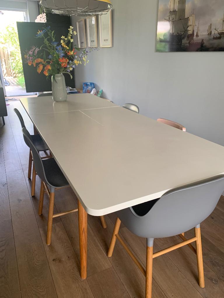 Eettafel Scandinavië look, Huis en Inrichting, Tafels | Eettafels, Ophalen, Gebruikt, Scandinavische look, 200 cm of meer