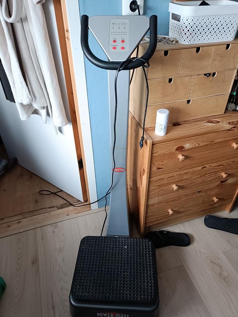 Trilplaat met verschillende programma's - Uitstekende staat, Ophalen, Gebruikt, Trilplaat, Buik