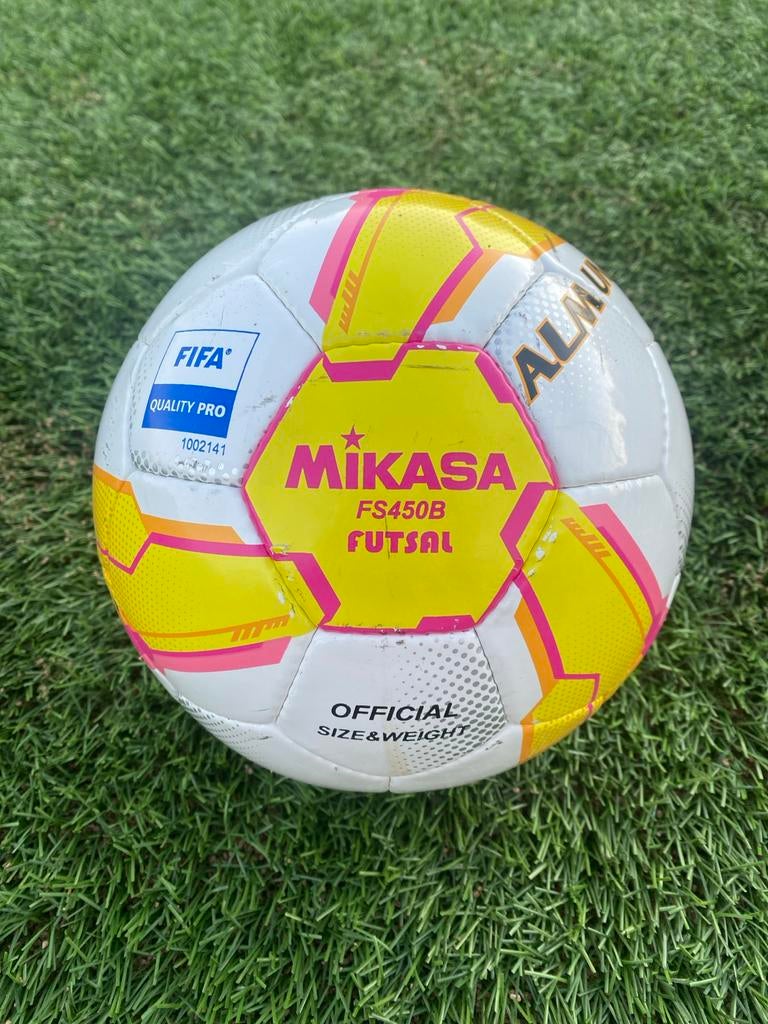 Mikasa Futsal Voetbal - FIFA Quality Pro, Ophalen of Verzenden, Gebruikt, Bal