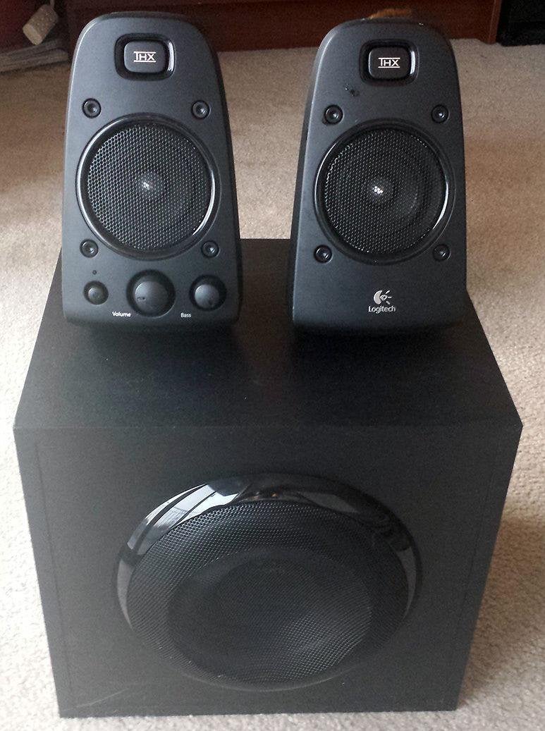 Logitech Z623 2.1 Speakerset, Computers en Software, Pc speakers, Ophalen, Zo goed als nieuw, Audiokanaal 2.1, Logitech