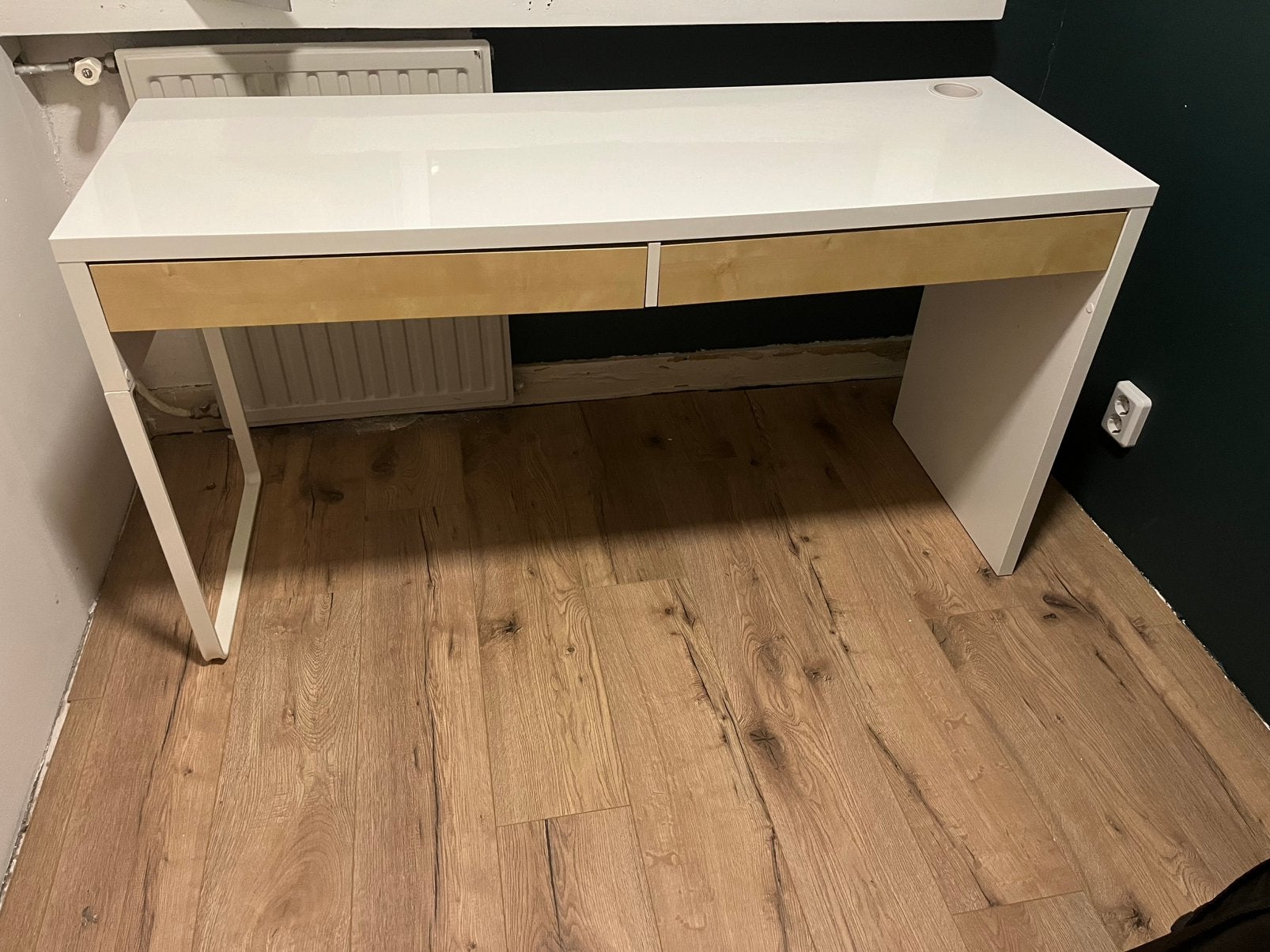 Bureau - Micke Ikea (wit), Ophalen, Zo goed als nieuw