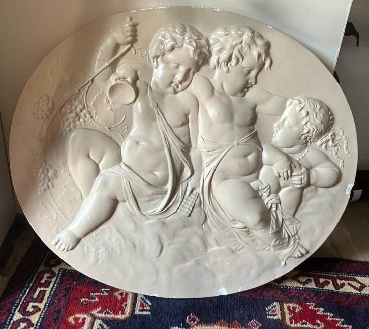 Prachtig groot gipsen zwaar wandbord met Engelen67cm br60cmH, Antiek en Kunst, Antiek | Religie, Ophalen of Verzenden